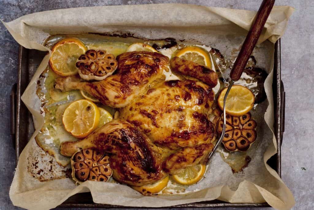 Kip uit de oven met knoflook & citroen